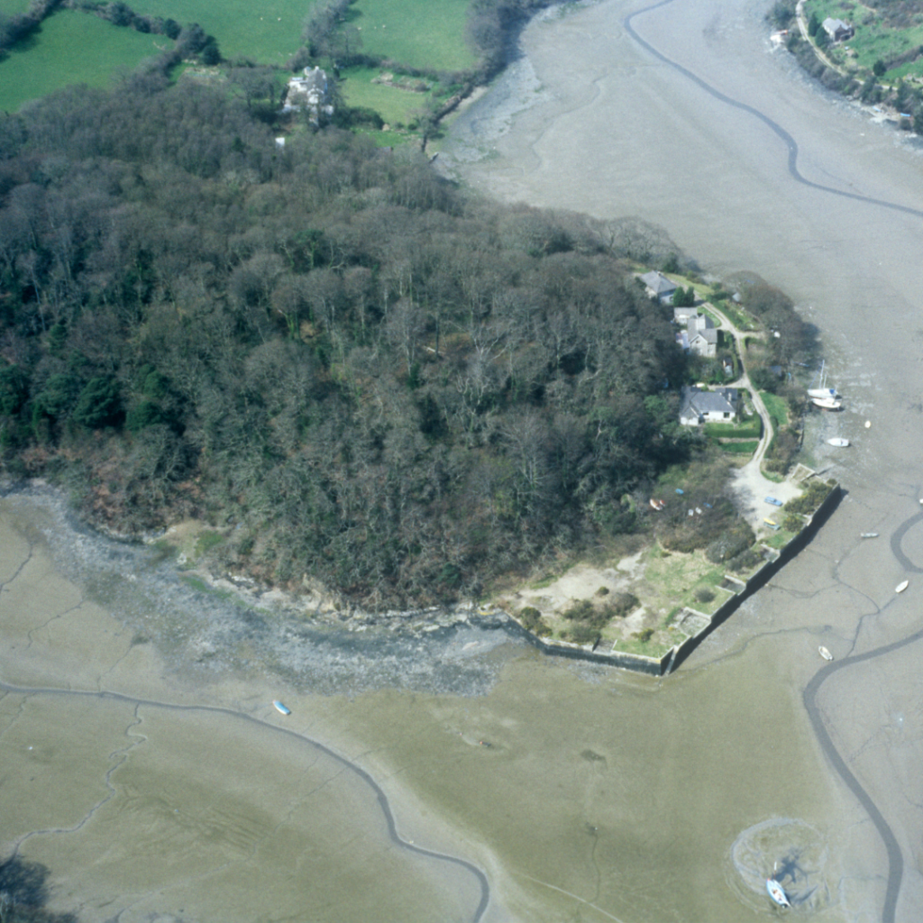 Roundwood Promontory Fort