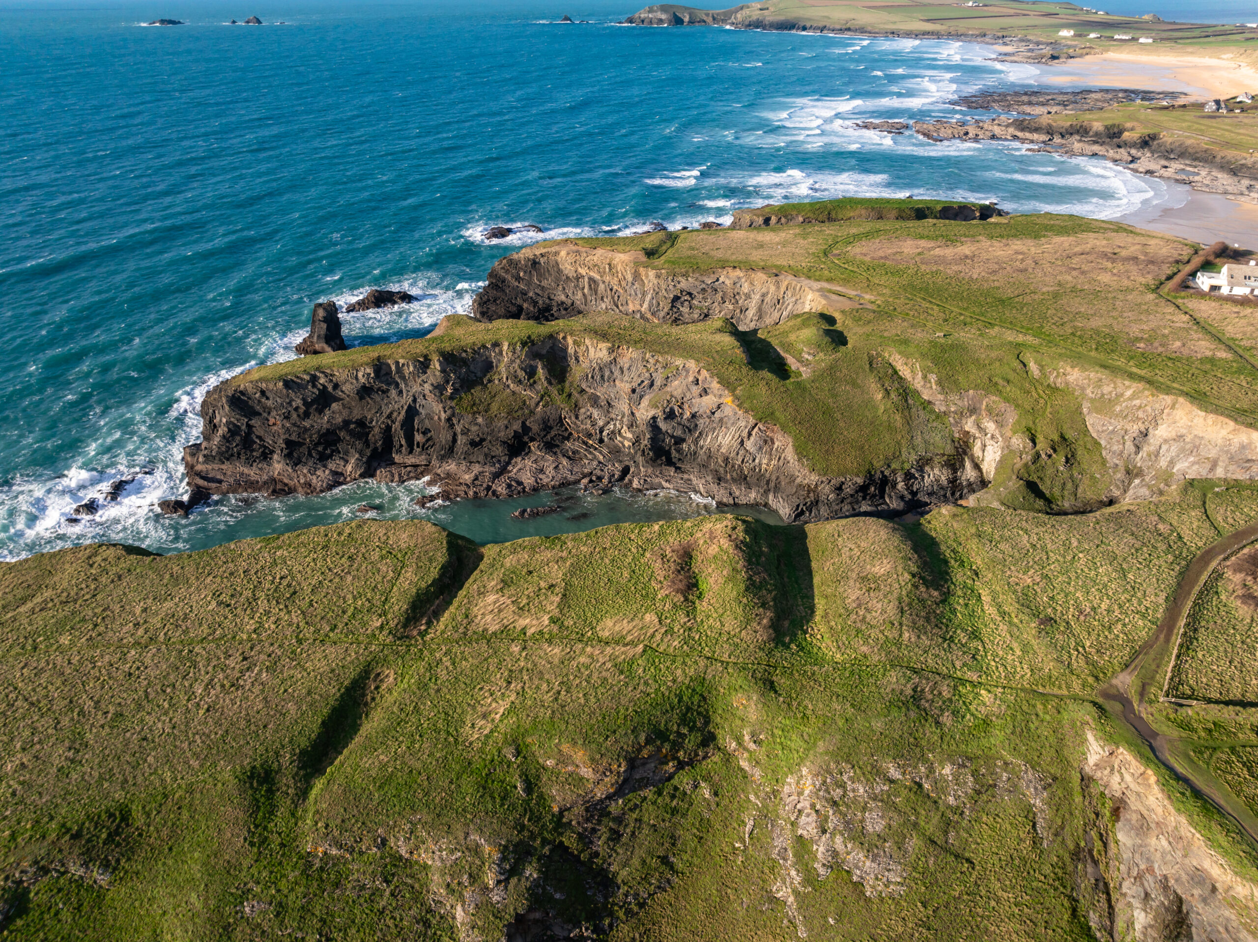 Winecove Cliff Castle